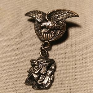 American Eagle Flying Pin